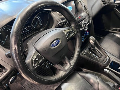 2017 Ford Focus 2.0 Sedan SE At