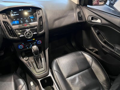 2017 Ford Focus 2.0 Sedan SE At