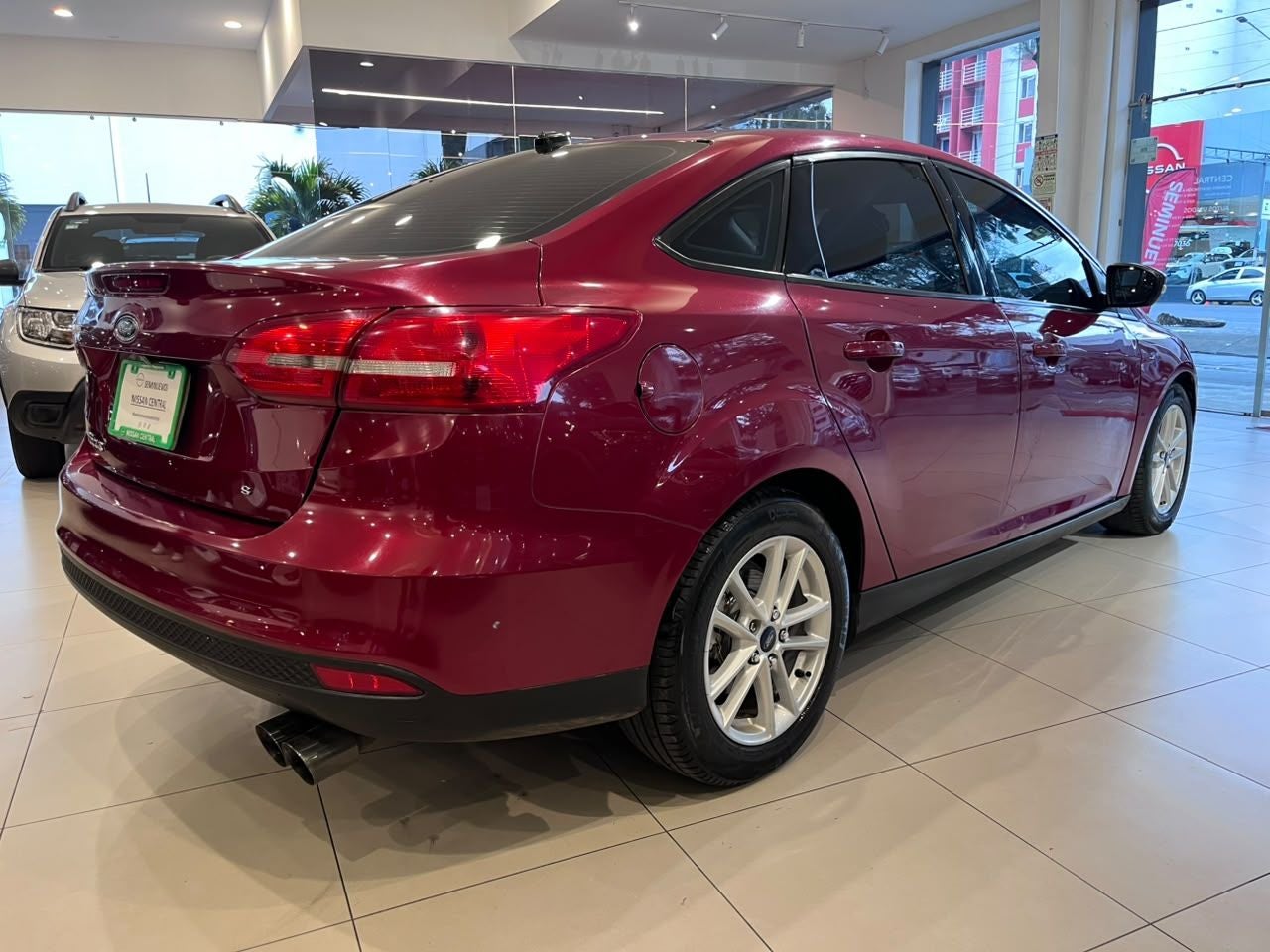 2017 Ford Focus 2.0 Sedan SE At