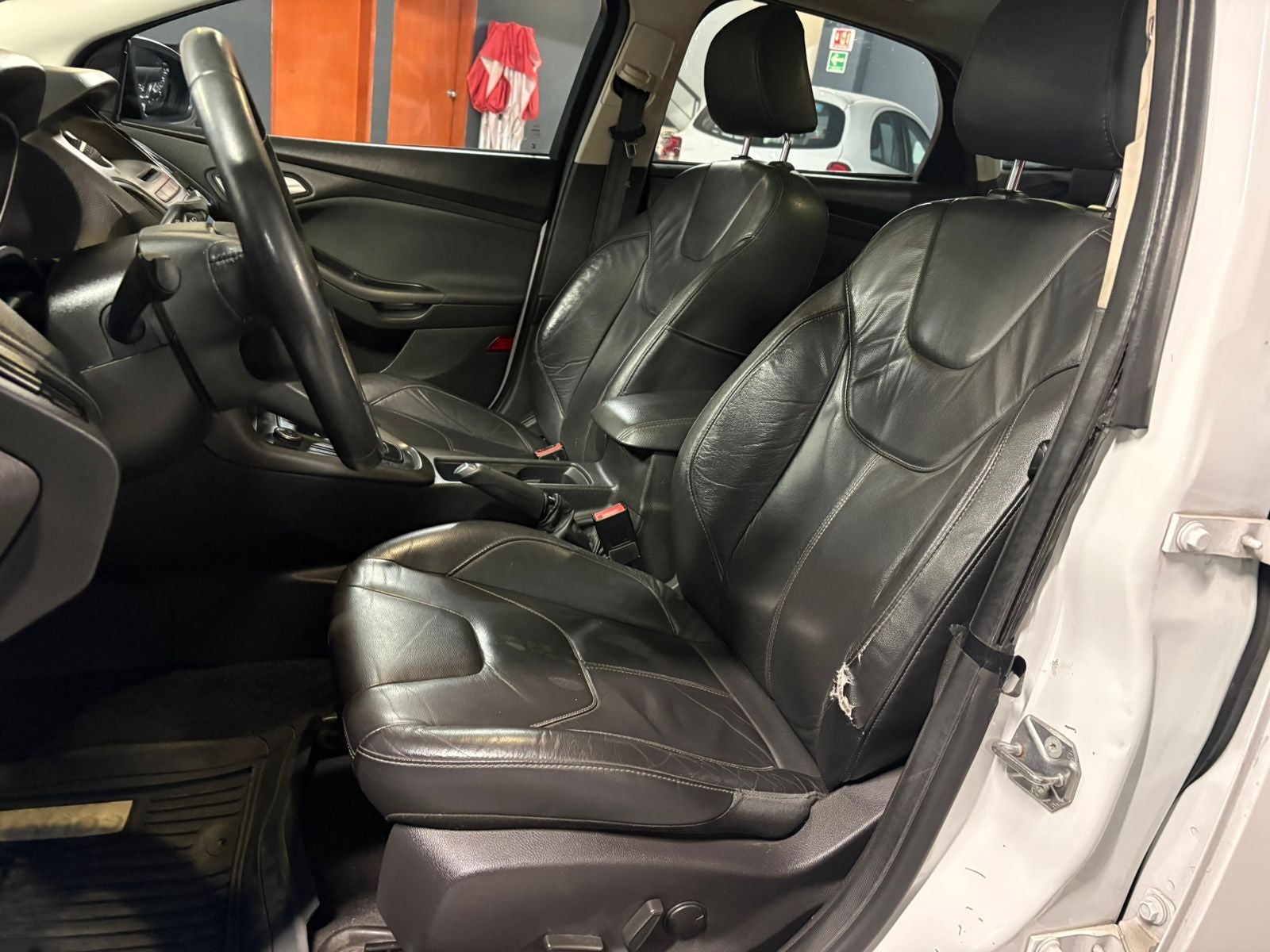 2015 Ford Focus 2.0 Sedan S At