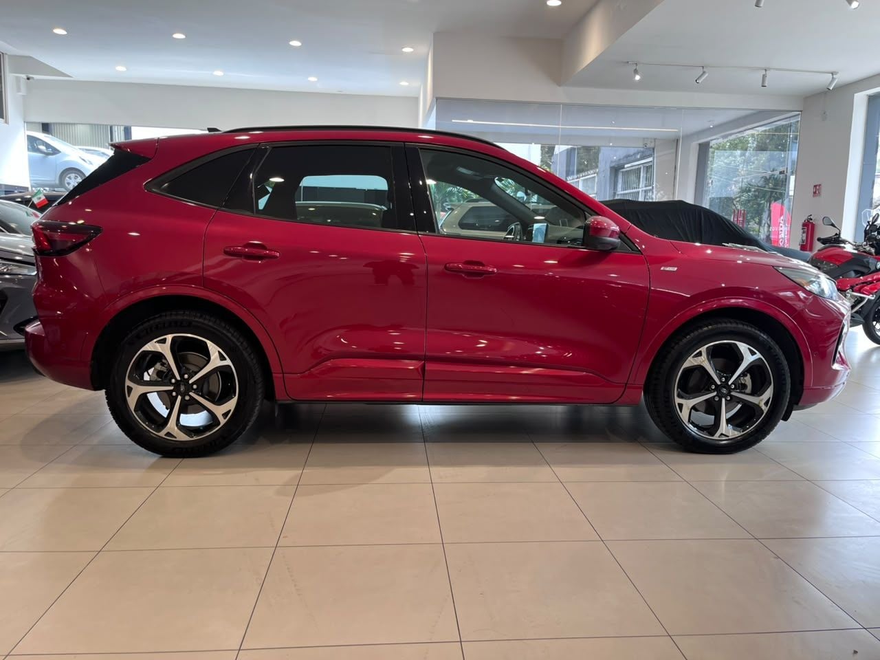 2023 Ford Escape 2.5 St-line Hev
