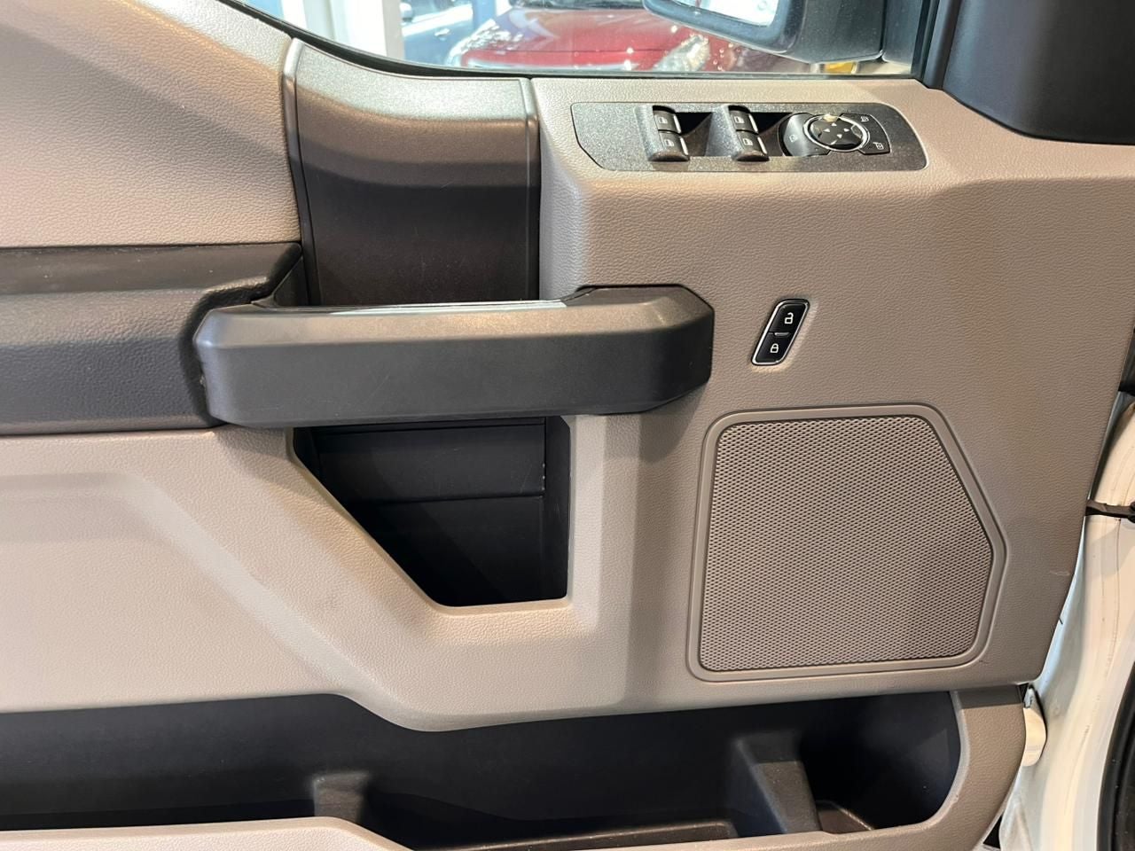 2019 Ford F-150 5.0 V8 XL Crew Cab 4x4 At