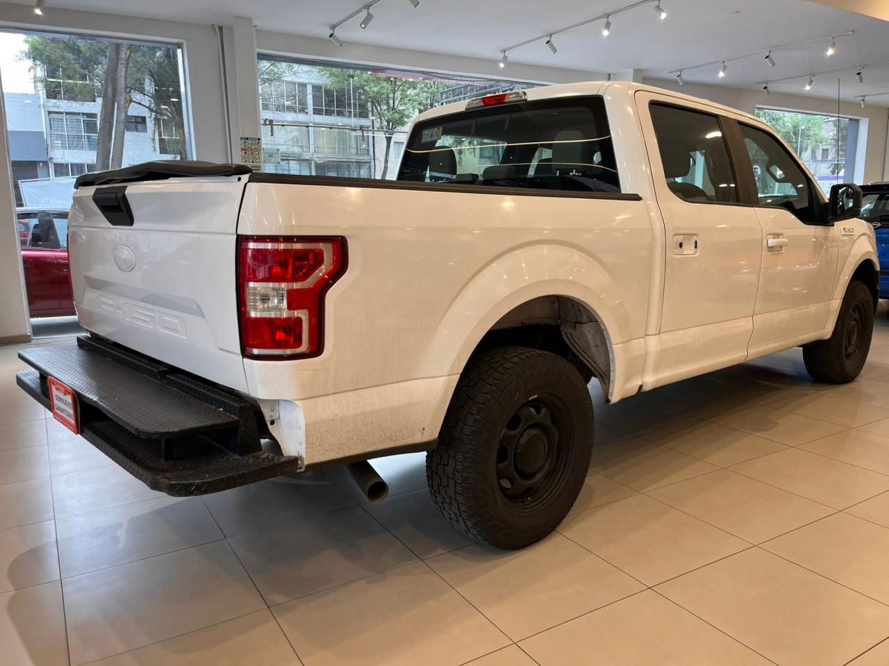 2019 Ford F-150 5.0 V8 XL Crew Cab 4x4 At