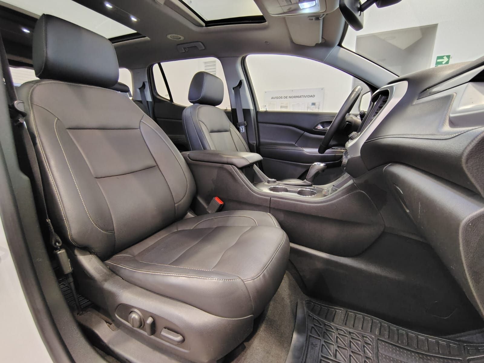 2017 GMC Acadia 3.6 Denali 6 Pas. At