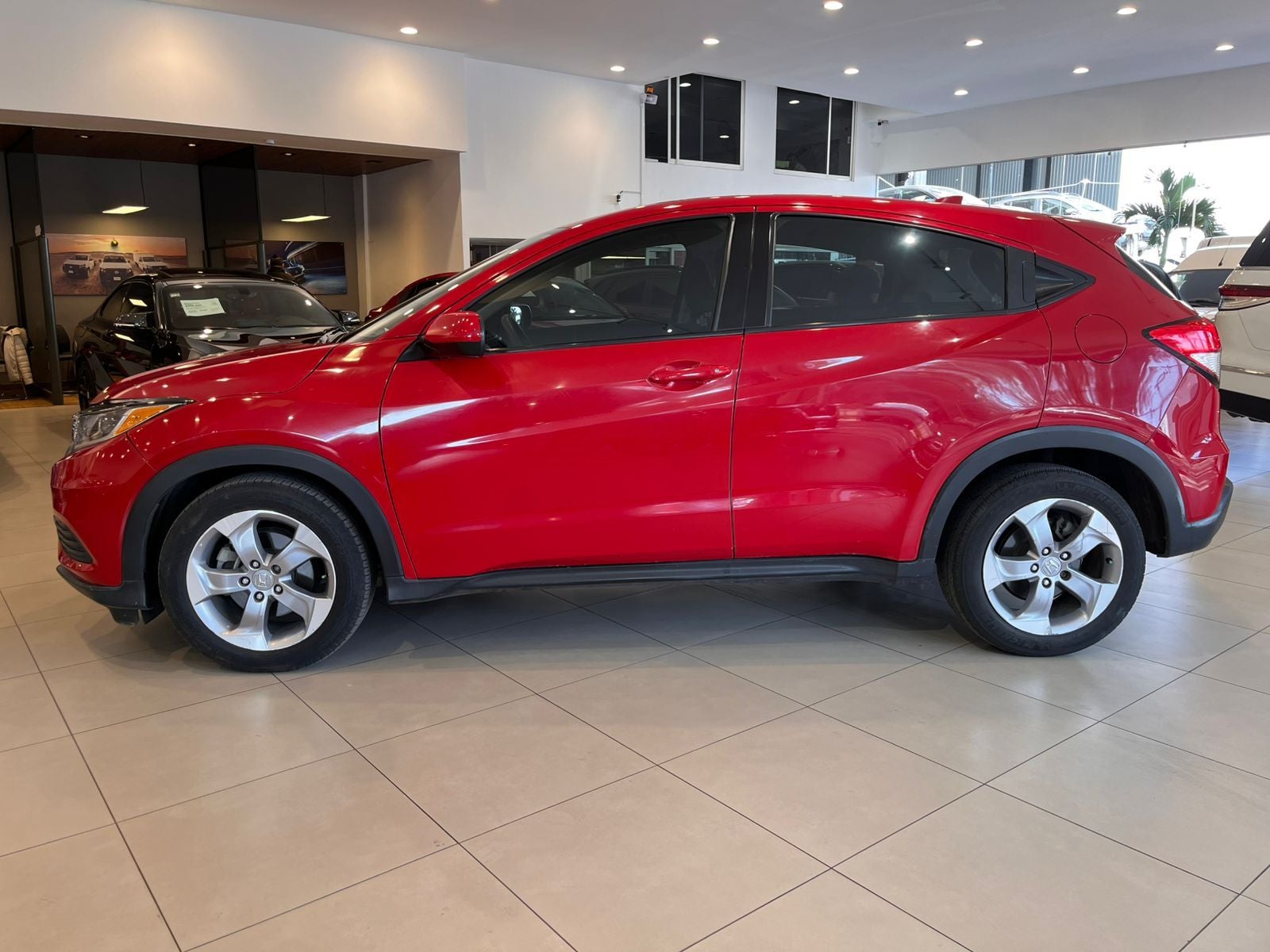 2021 Honda HR-V 1.8 Uniq Mt