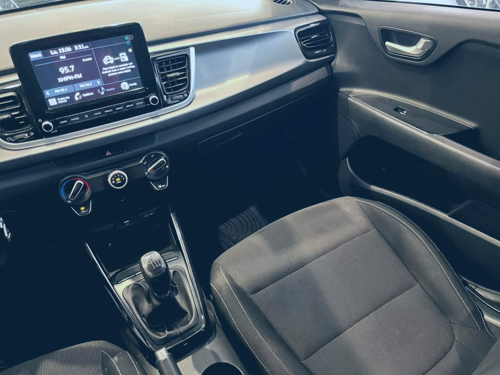 2023 Kia Rio 1.6 Sedan LX Mt