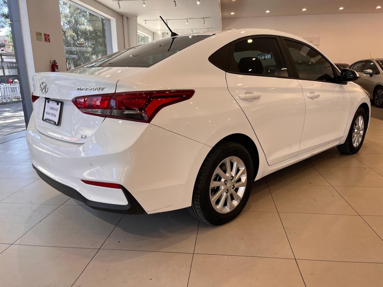 2022 Hyundai Accent 1.6 GL MID At