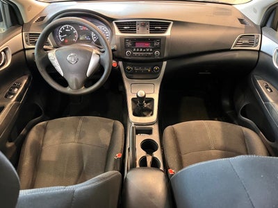 2016 Nissan Sentra 1.8 Advance Mt