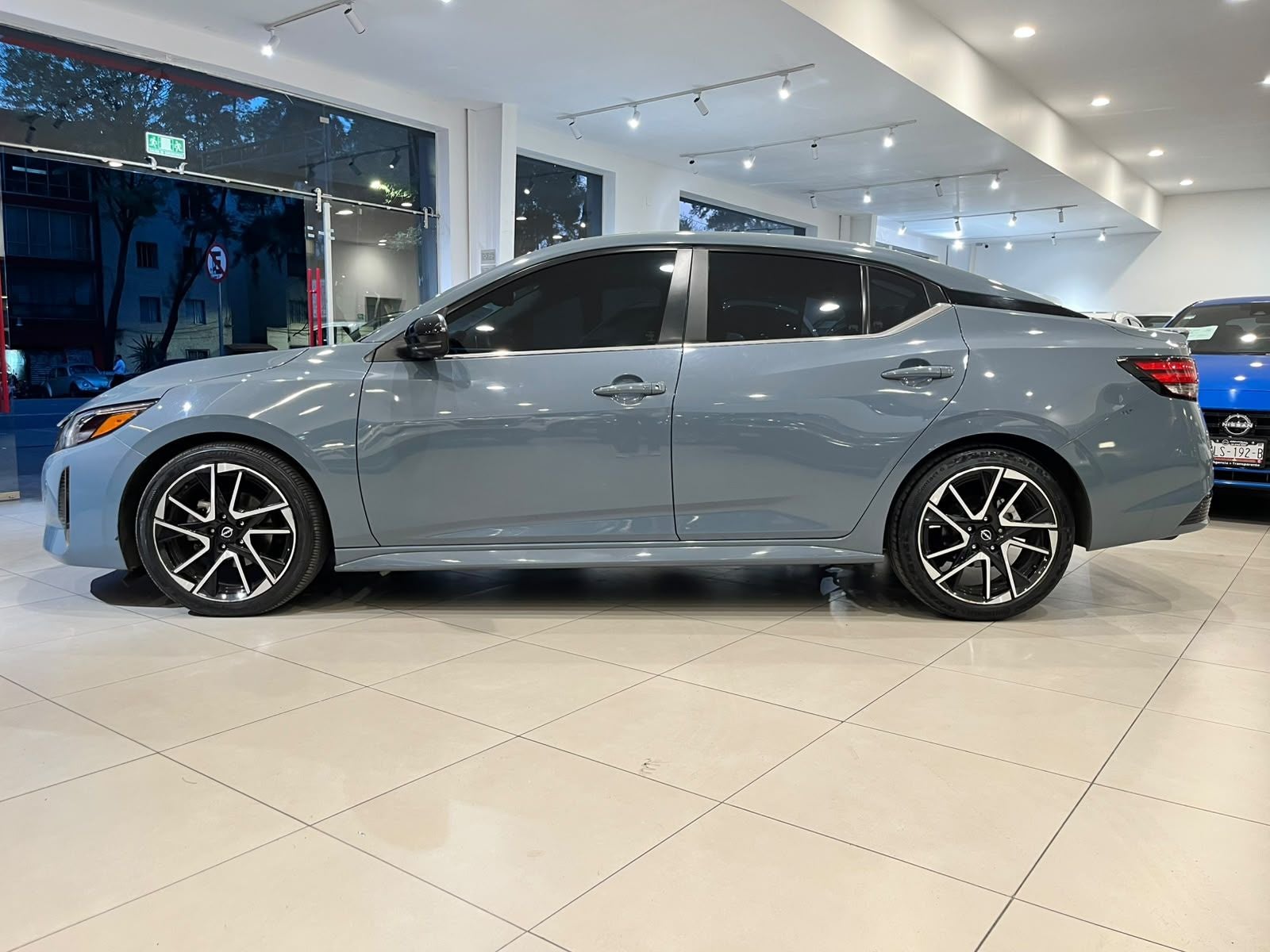 2025 Nissan Sentra 2.0 SR Platinum At