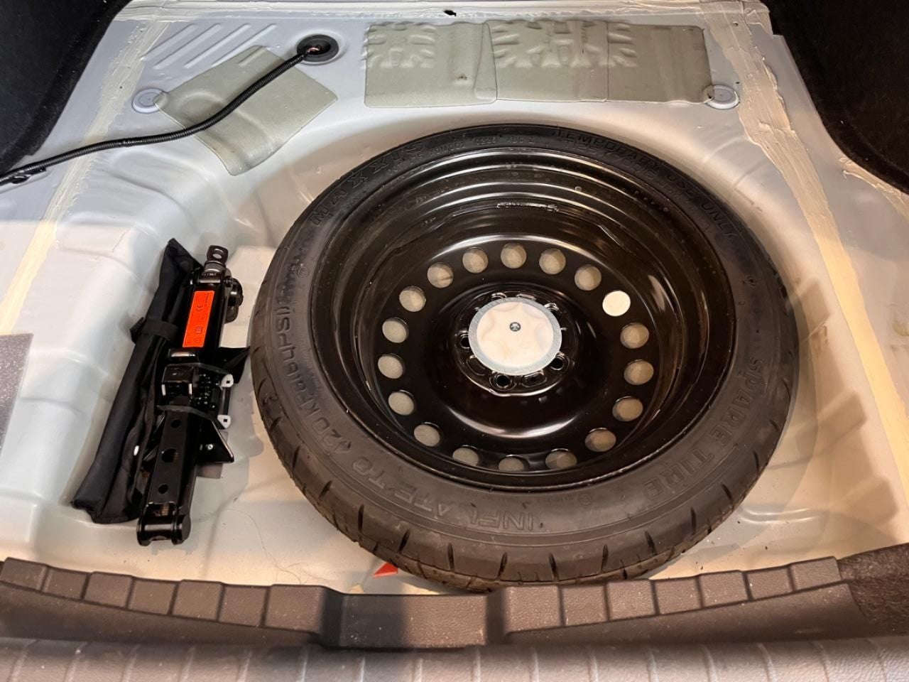2025 Nissan Sentra 2.0 SR Platinum At