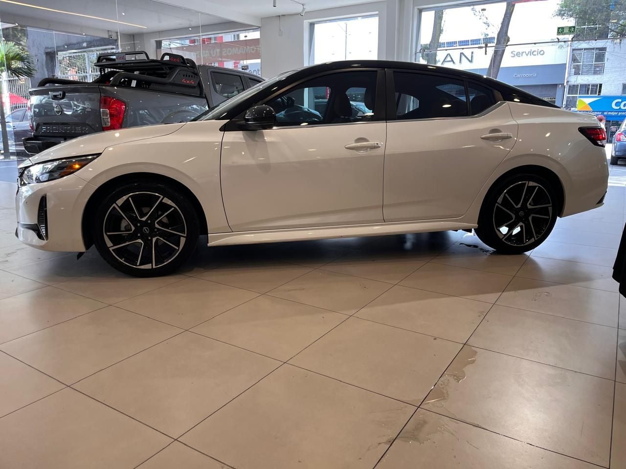 2025 Nissan Sentra 2.0 SR Platinum At