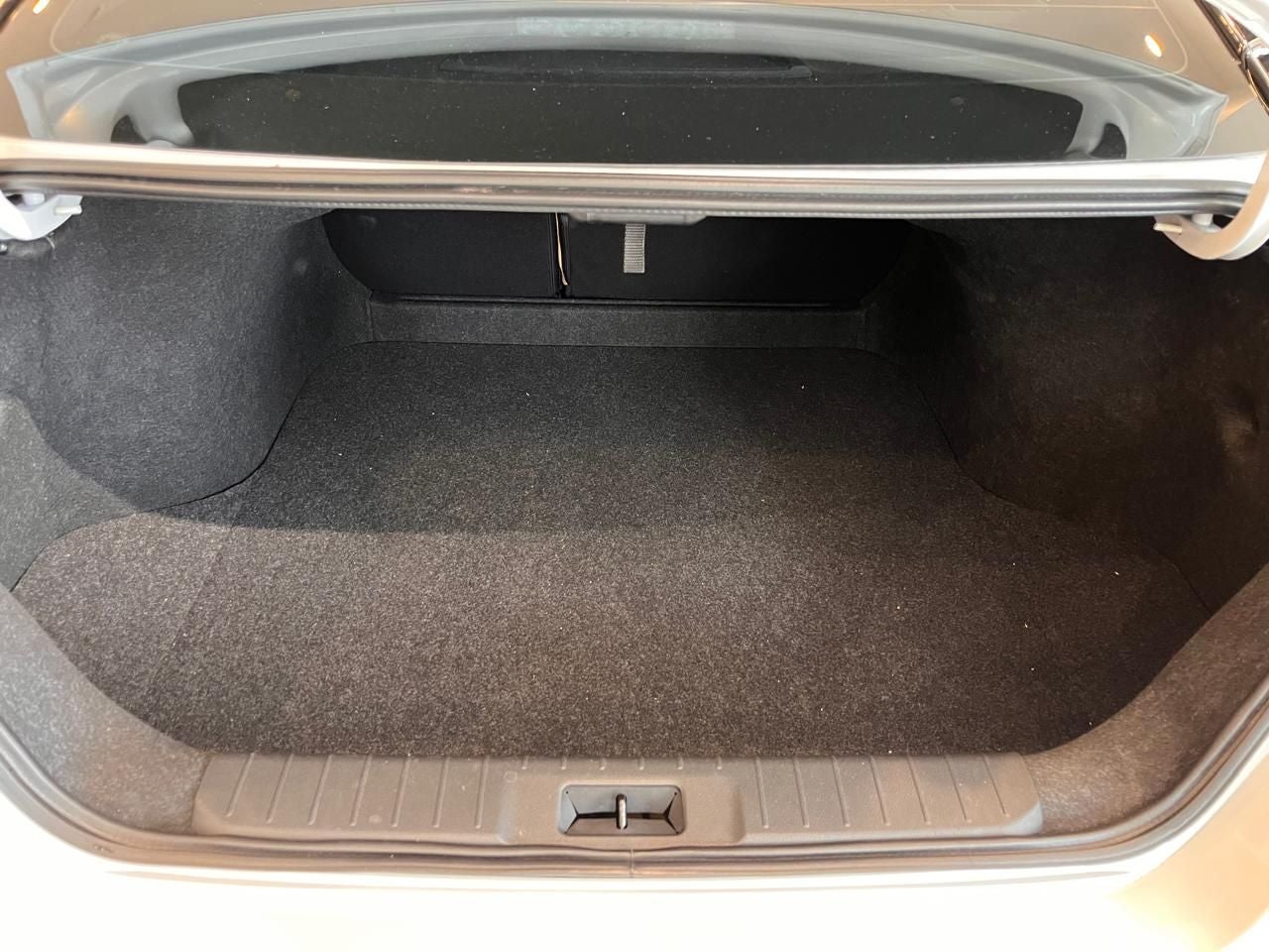 2025 Nissan Sentra 2.0 SR Platinum At