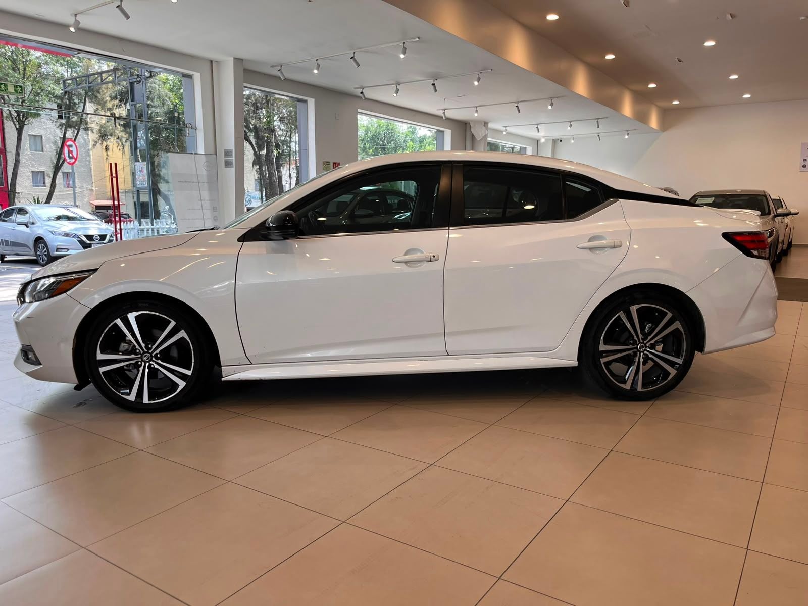 2022 Nissan Sentra 2.0 SR At