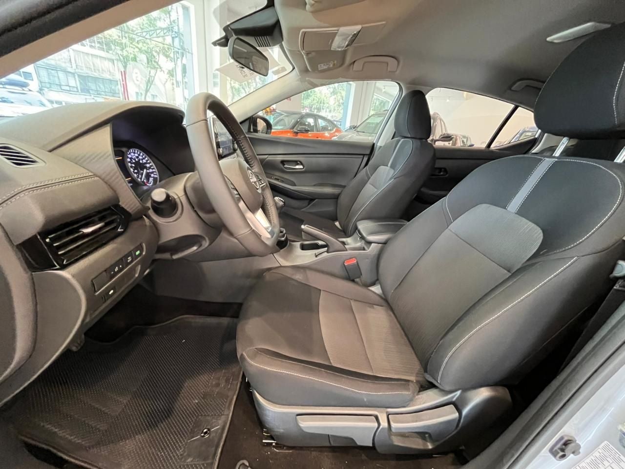 2025 Nissan Sentra 2.0 Advance Mt