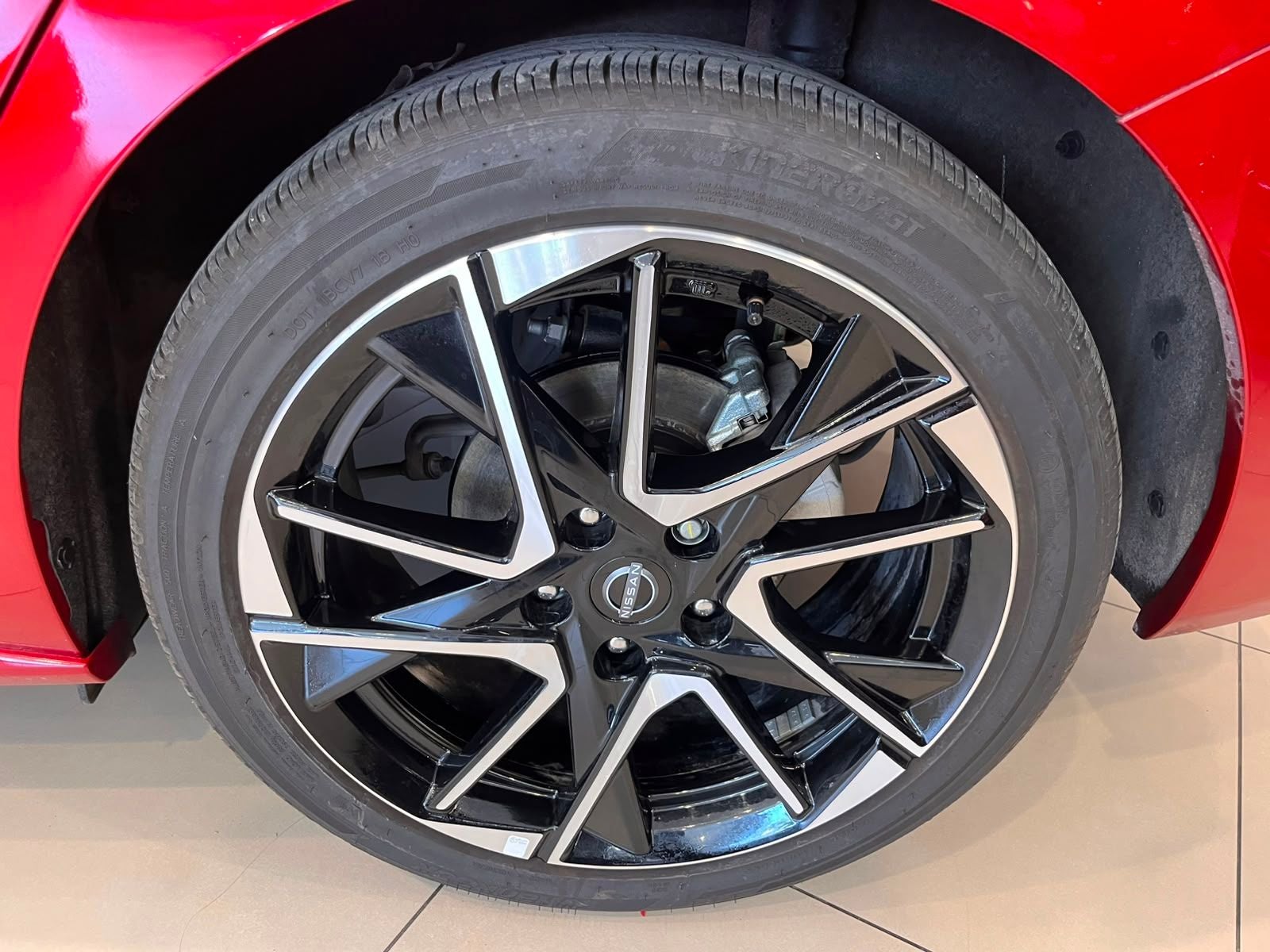 2025 Nissan Sentra 2.0 SR At