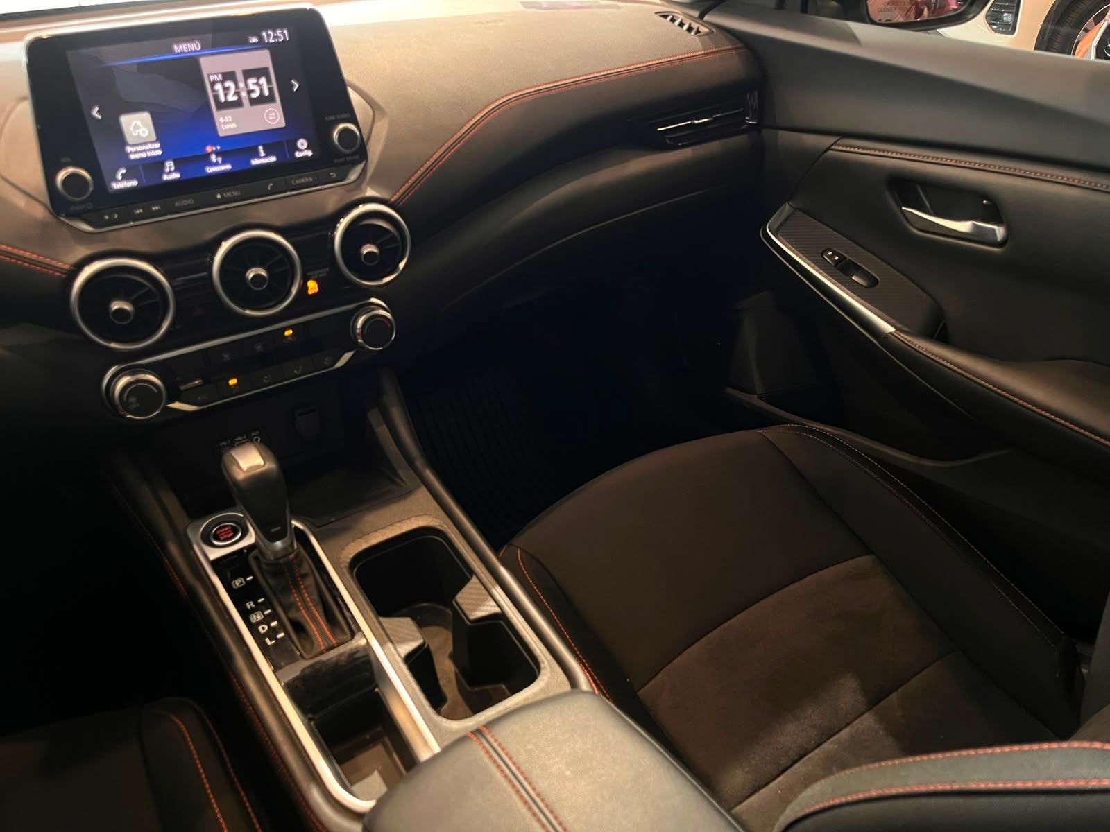 2025 Nissan Sentra 2.0 SR At