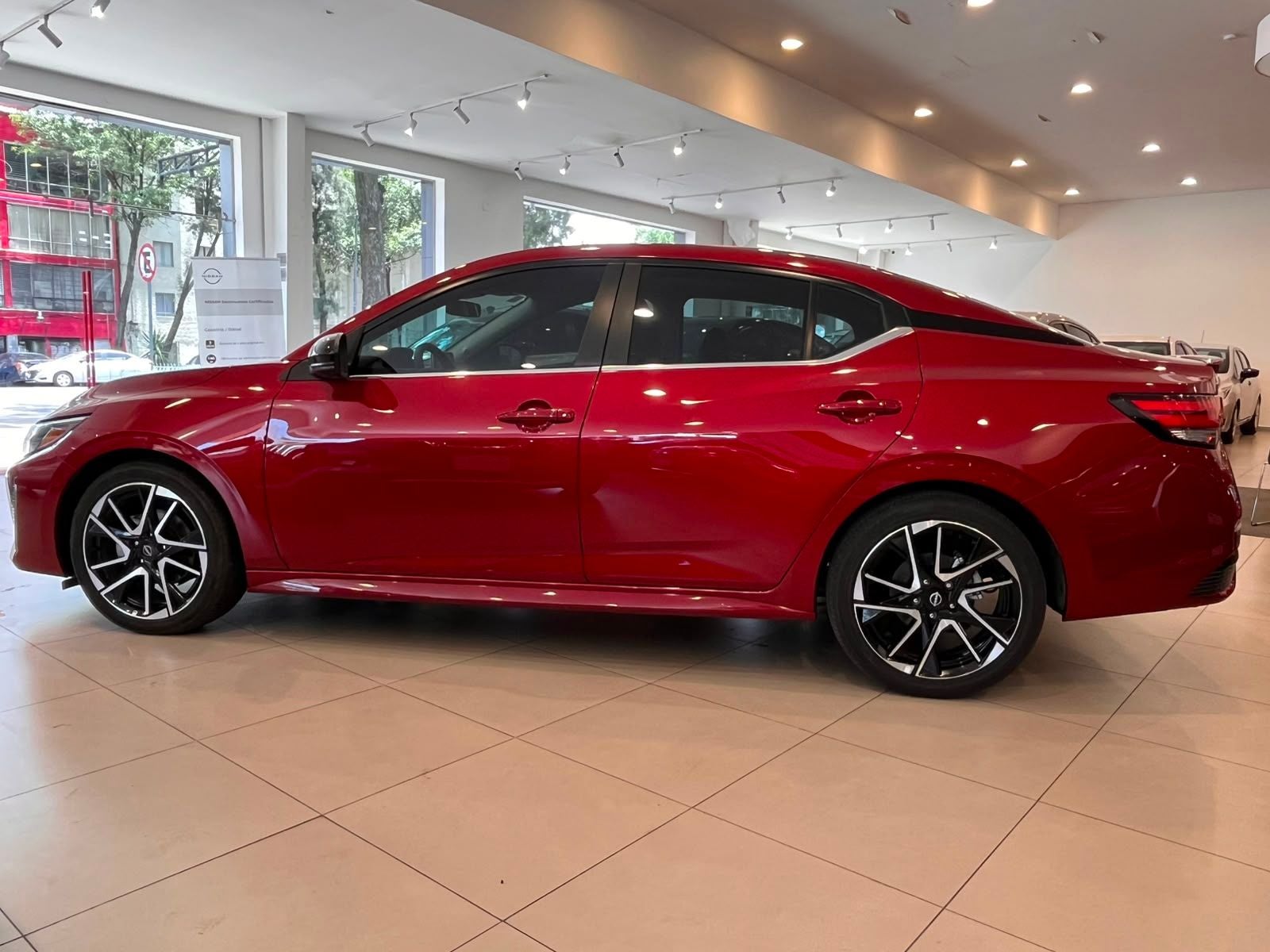 2025 Nissan Sentra 2.0 SR At