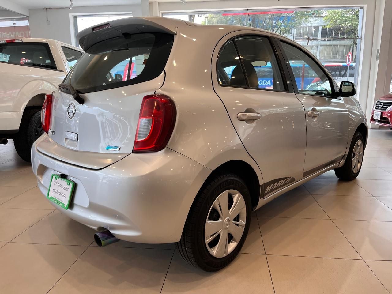 2017 Nissan March 1.6 Sense Mt