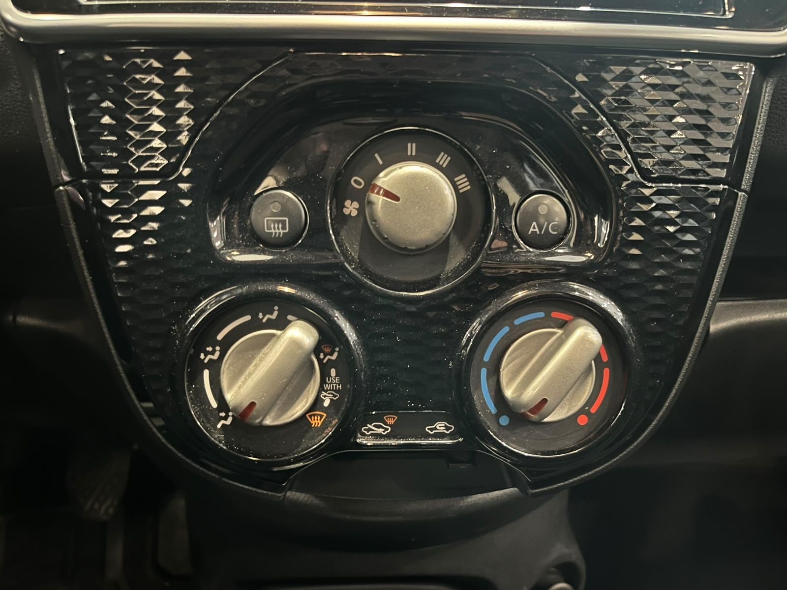 2021 Nissan March 1.6 Advance Mt