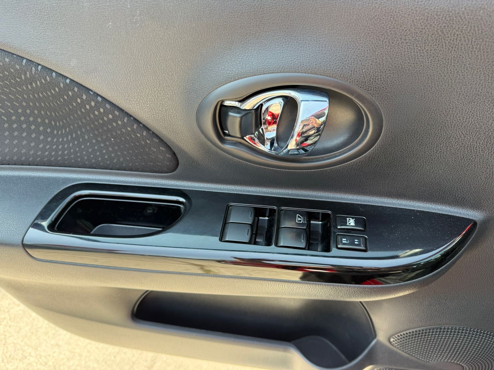 2022 Nissan March 1.6 Exclusive Mt