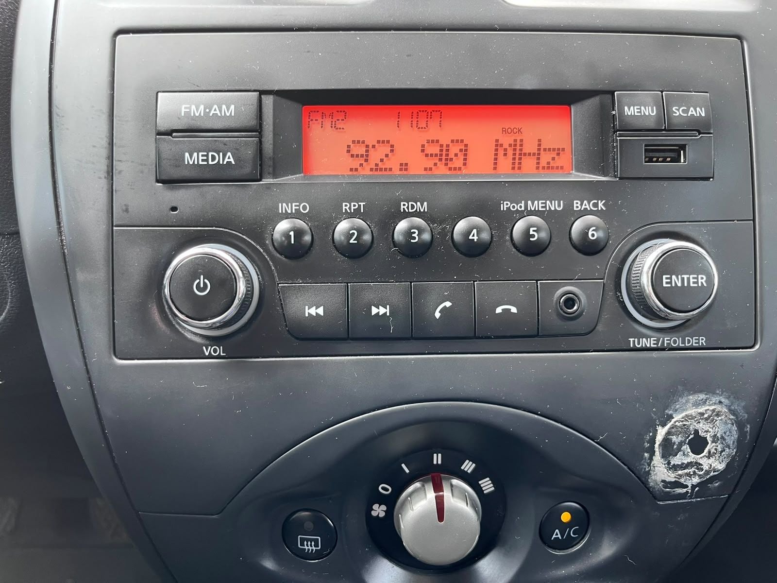 2025 Nissan V-Drive 1.6 A/C Mt