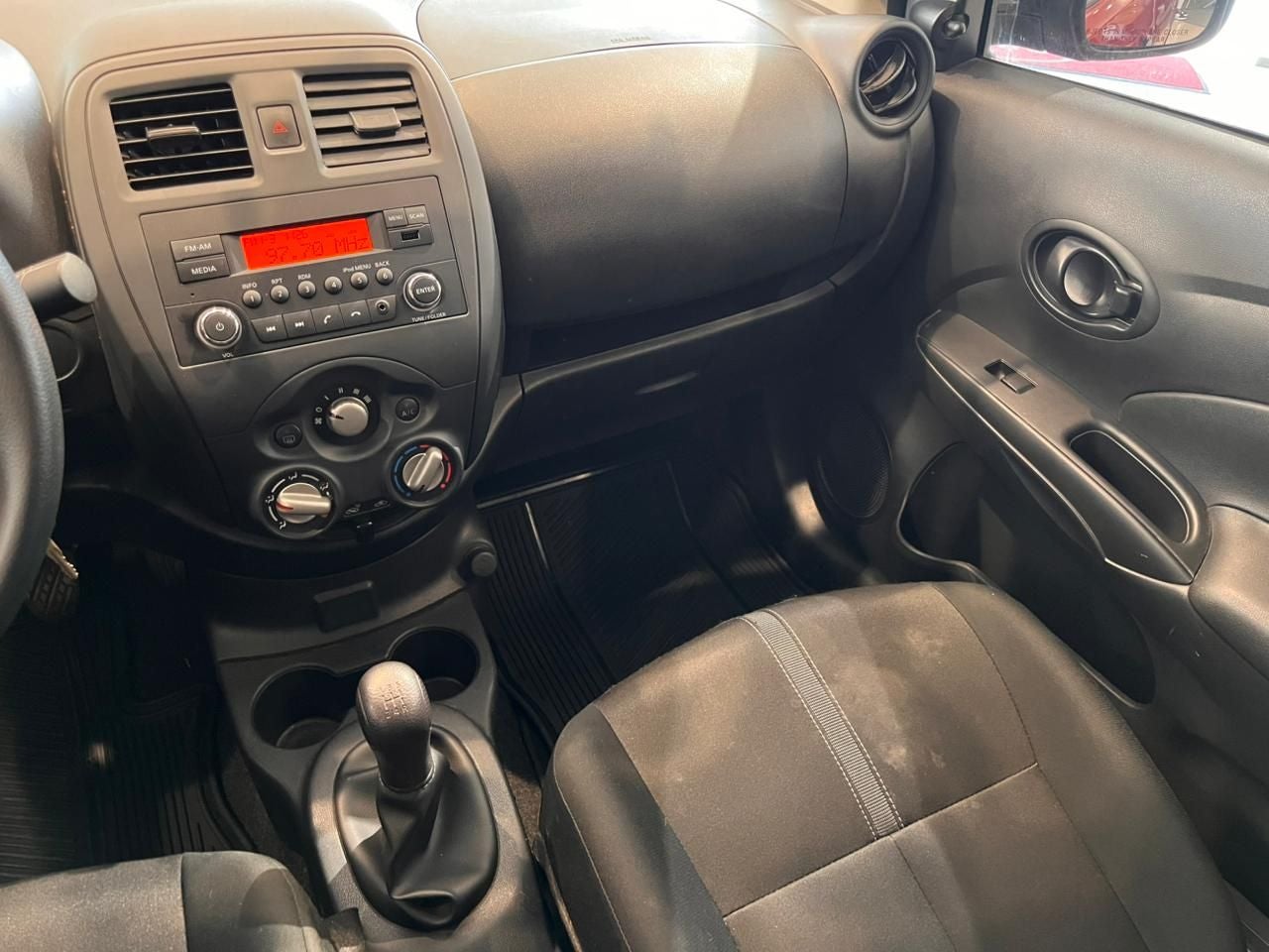 2024 Nissan V-Drive 1.6 A/C Mt