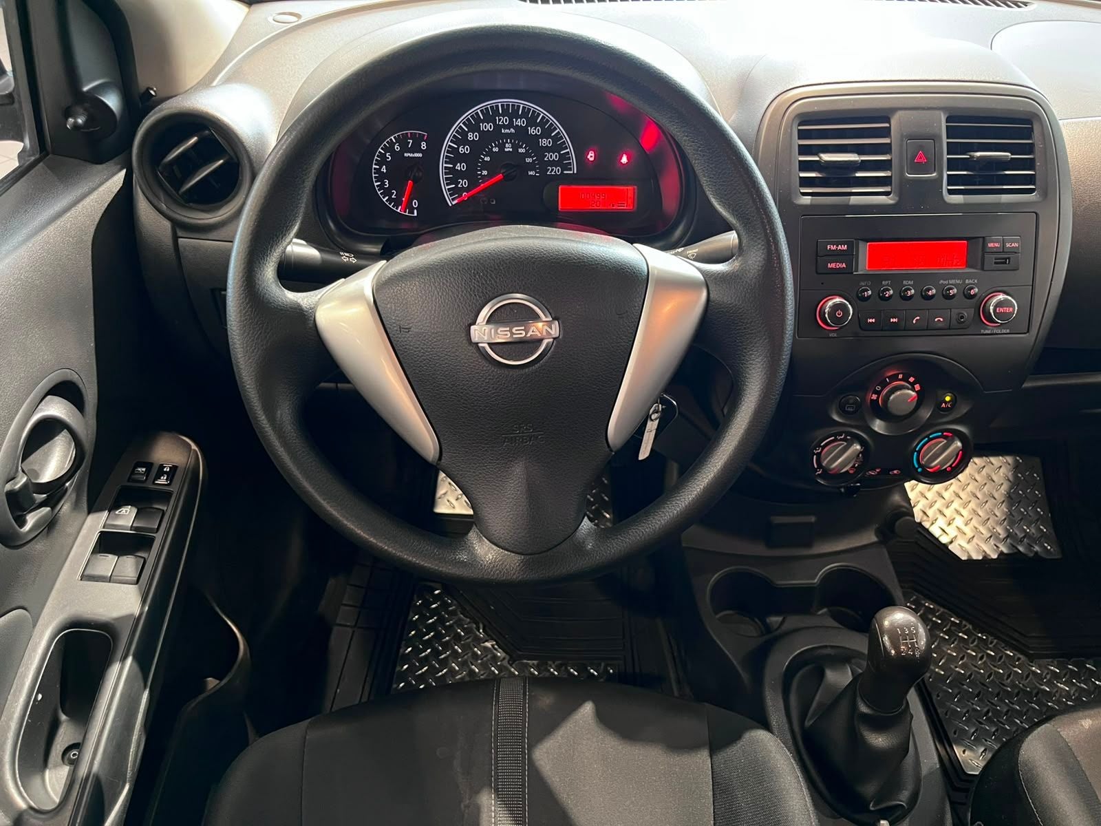 2023 Nissan V-Drive 1.6 A/C Mt