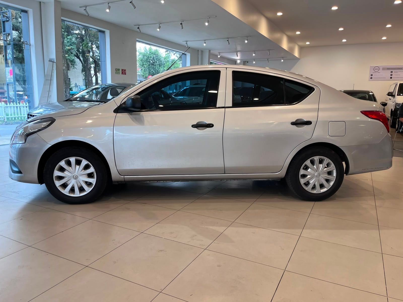 2023 Nissan V-Drive 1.6 A/C Mt