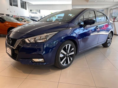 2022 Nissan Versa 1.6 Platinum Piel At