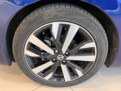 2022 Nissan Versa 1.6 Platinum Piel At