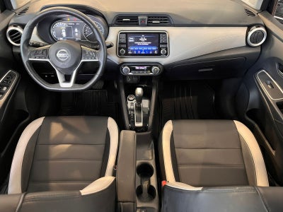 2022 Nissan Versa 1.6 Platinum Piel At