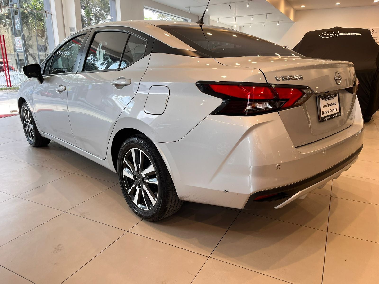 2025 Nissan Versa 1.6 Advance Mt