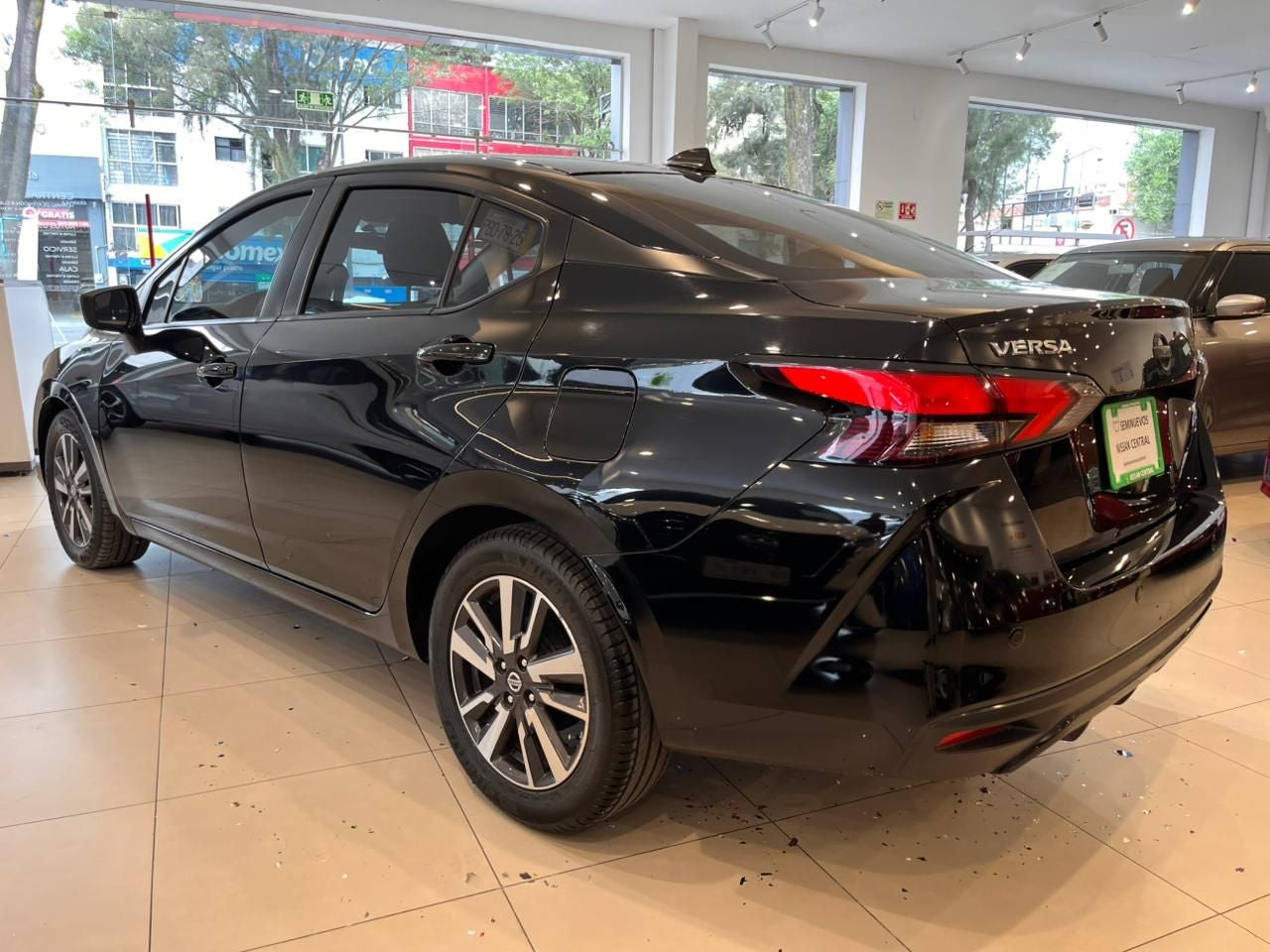 2021 Nissan Versa 1.6 Advance Mt