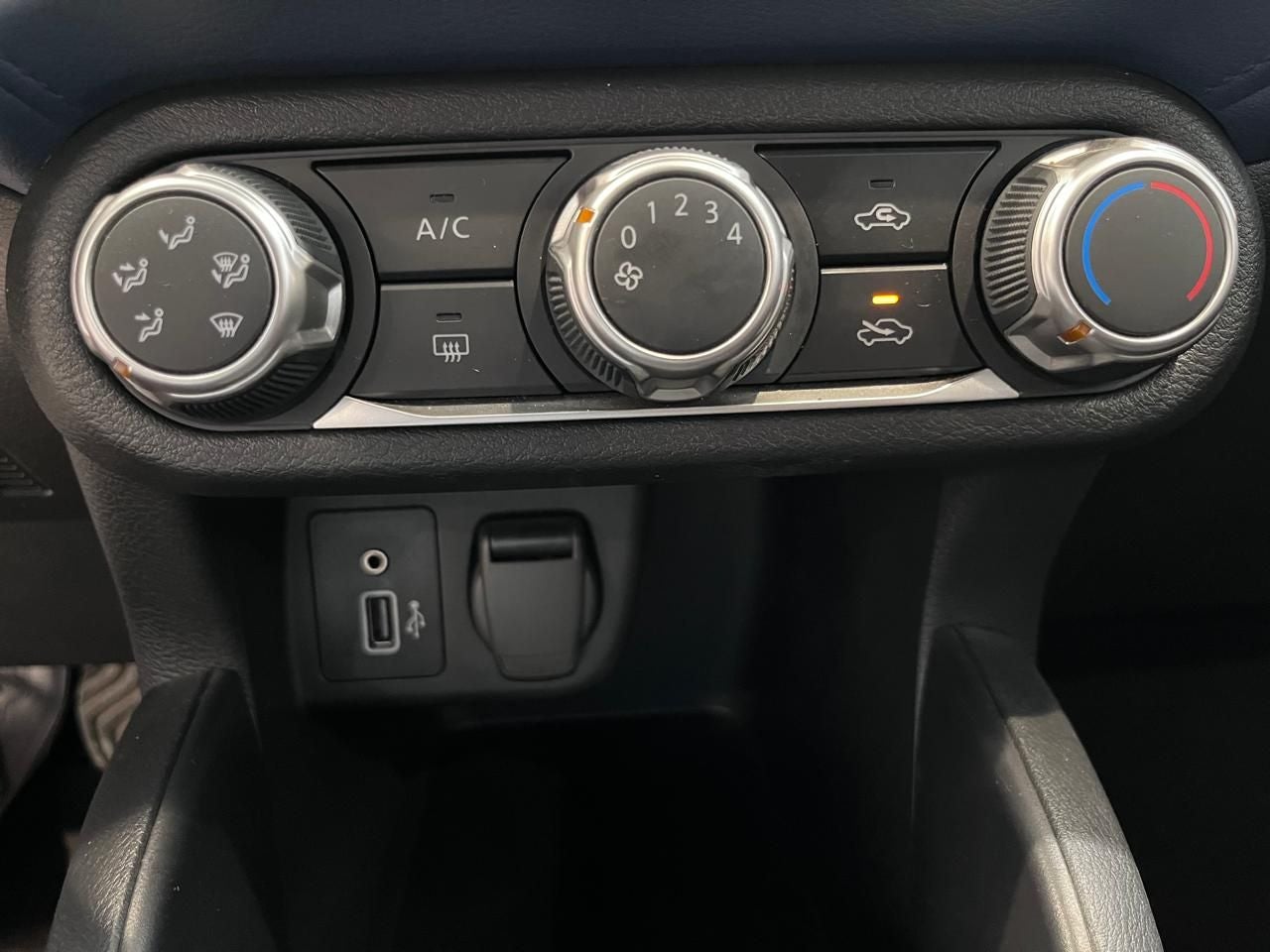 2024 Nissan Versa 1.6 Advance Mt