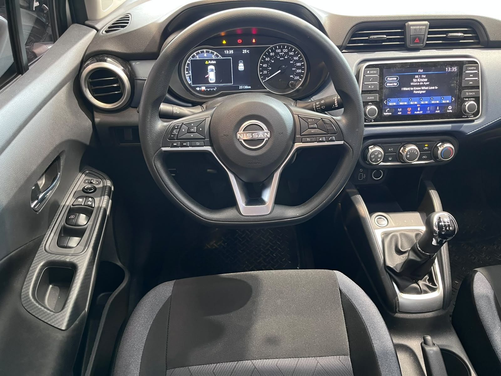 2025 Nissan Versa 1.6 Advance Mt