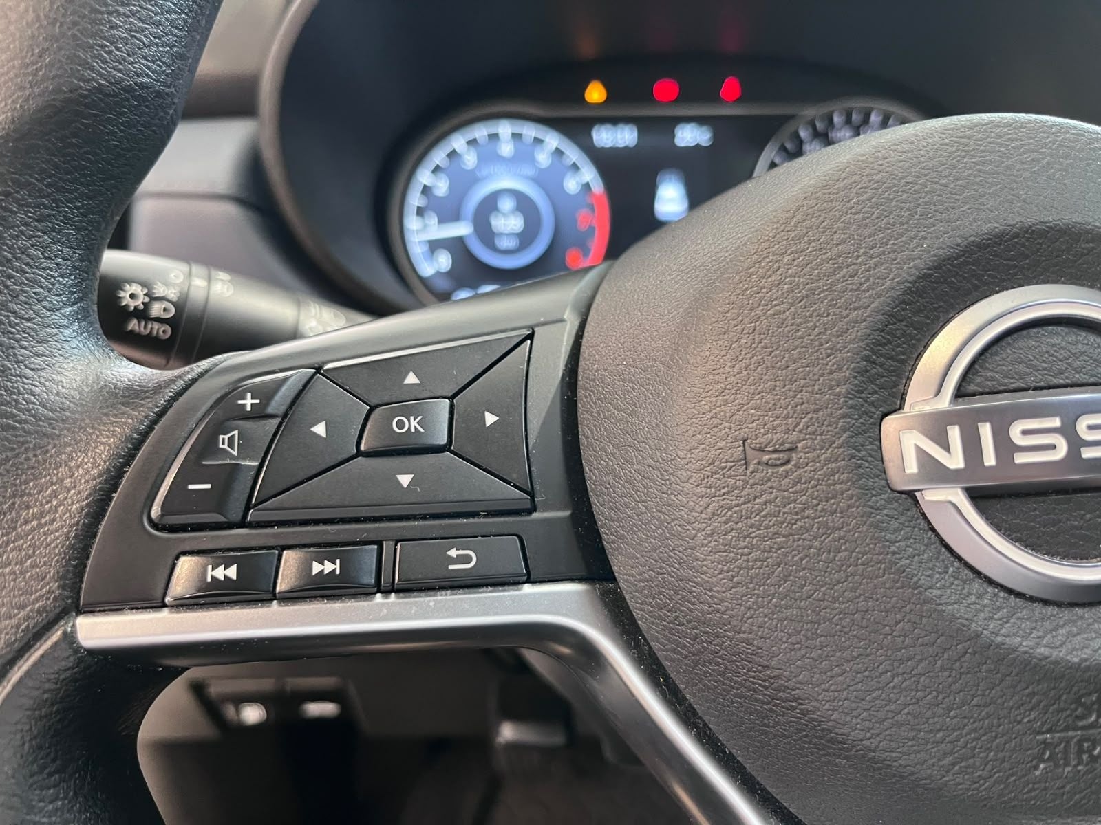 2025 Nissan Versa 1.6 Advance Mt