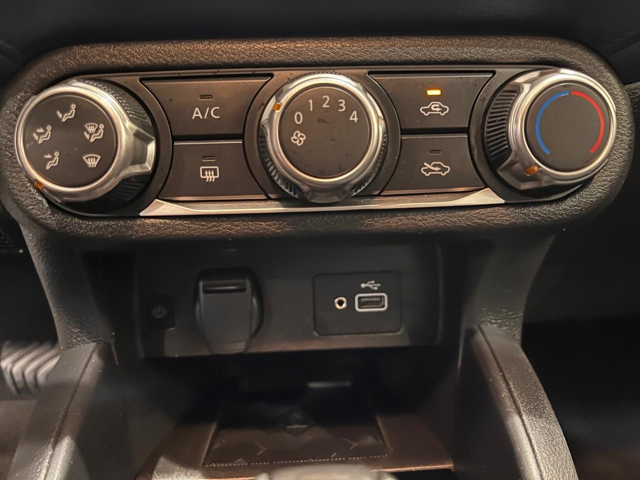 2024 Nissan Versa 1.6 Advance At