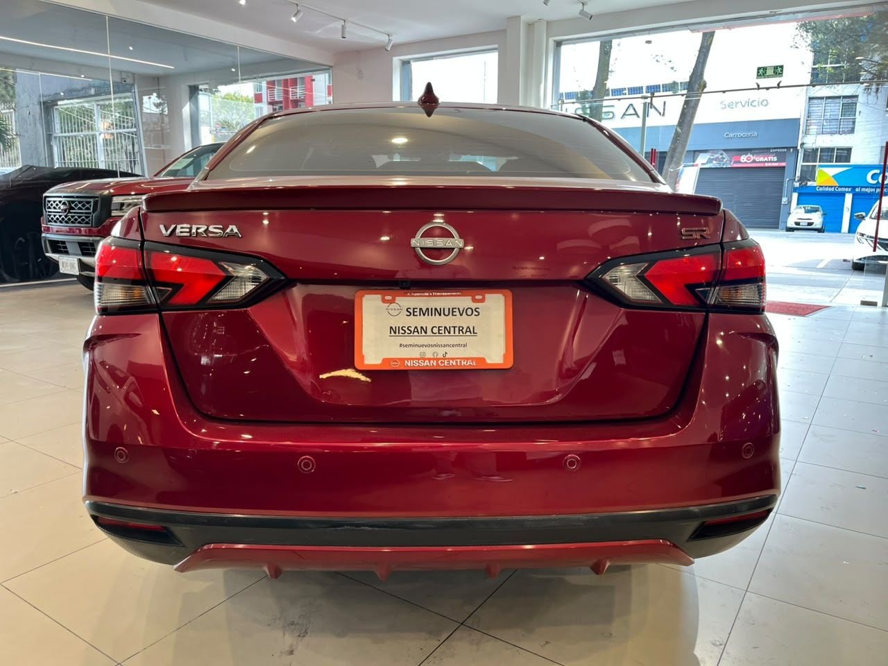 2024 Nissan Versa 1.6 SR At