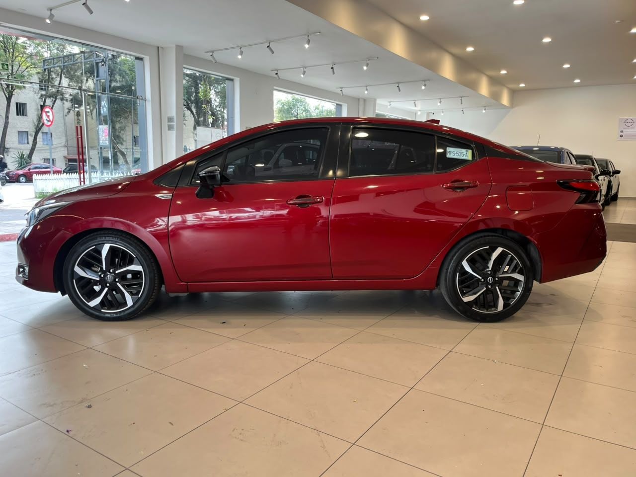 2024 Nissan Versa 1.6 SR At