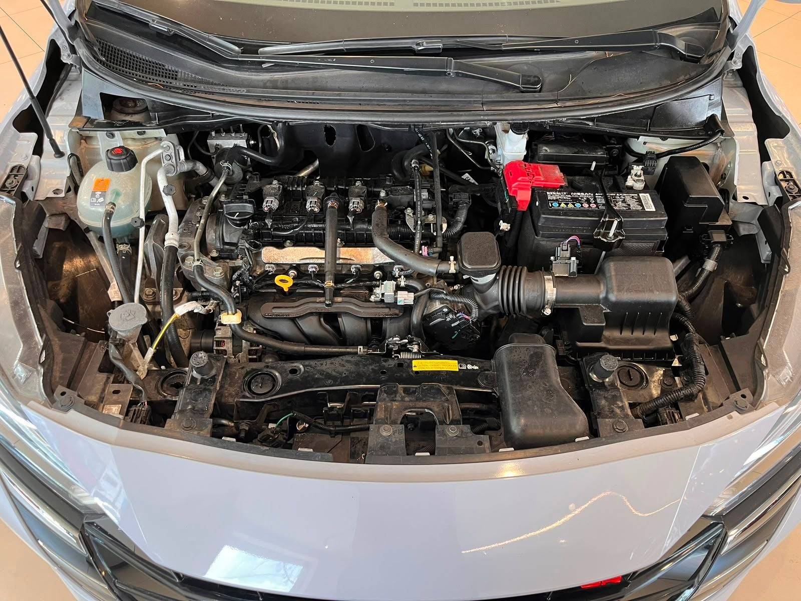 2023 Nissan Versa 1.6 Sr At
