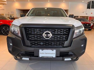 2022 Nissan NP300 2.5 Dh Aa Paq. De Seguridad Mt