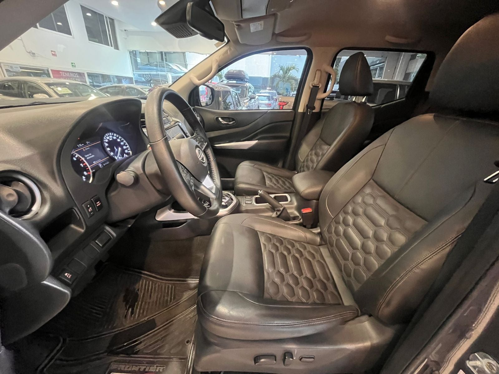 2025 Nissan Frontier 2.5 Doble Cabina LE Platinum At