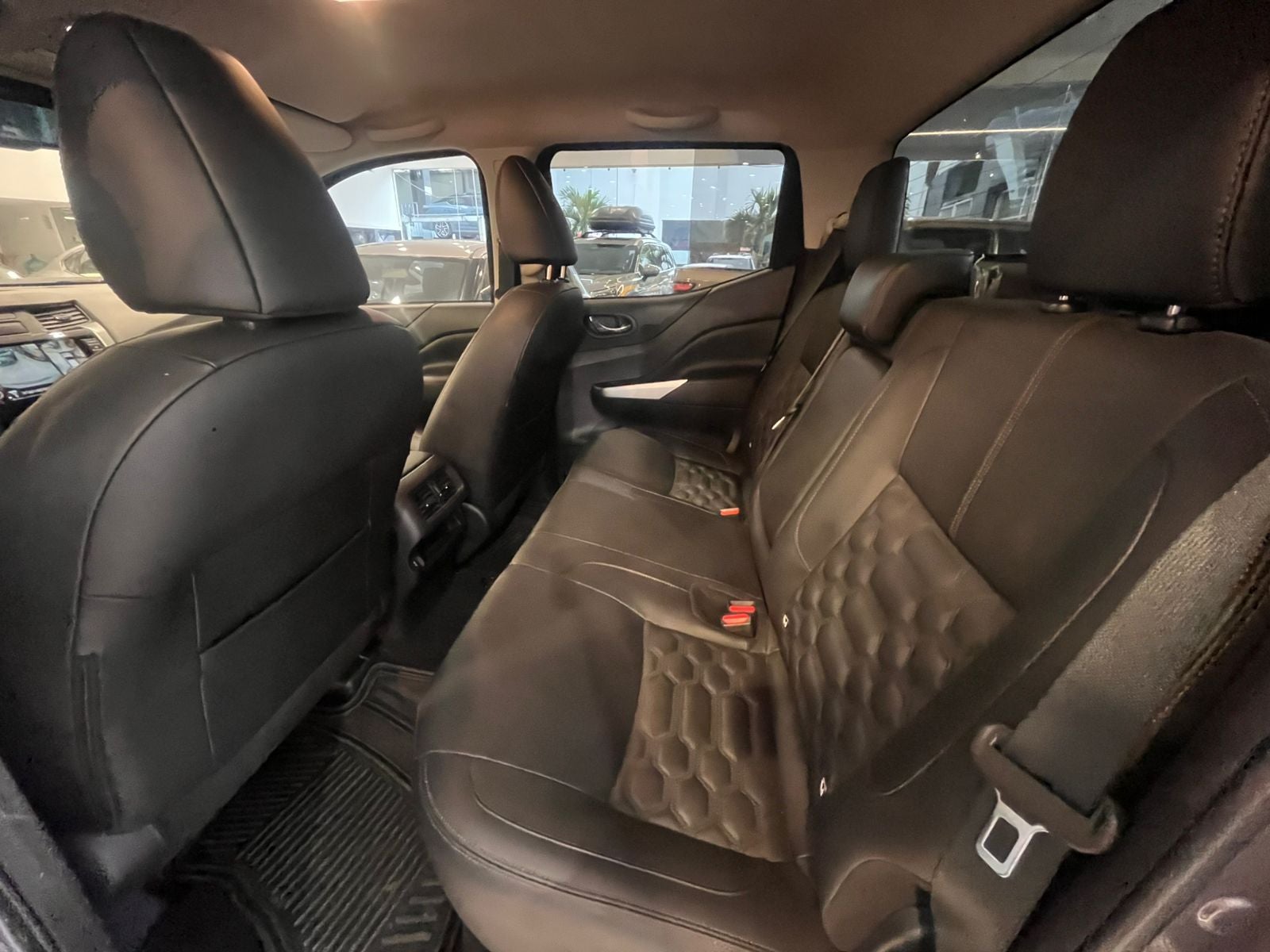 2025 Nissan Frontier 2.5 Doble Cabina LE Platinum At