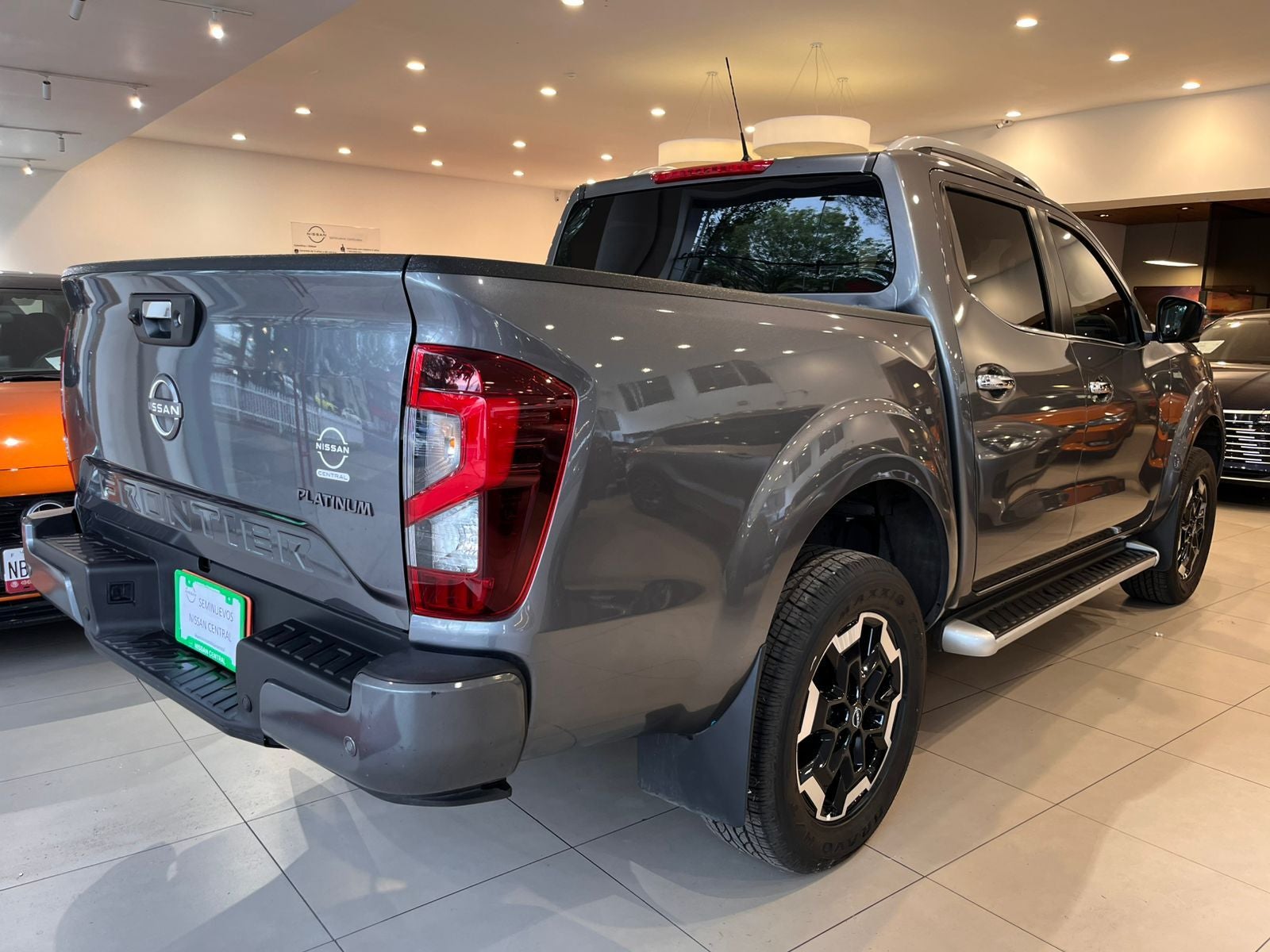 2025 Nissan Frontier 2.5 Doble Cabina LE Platinum At