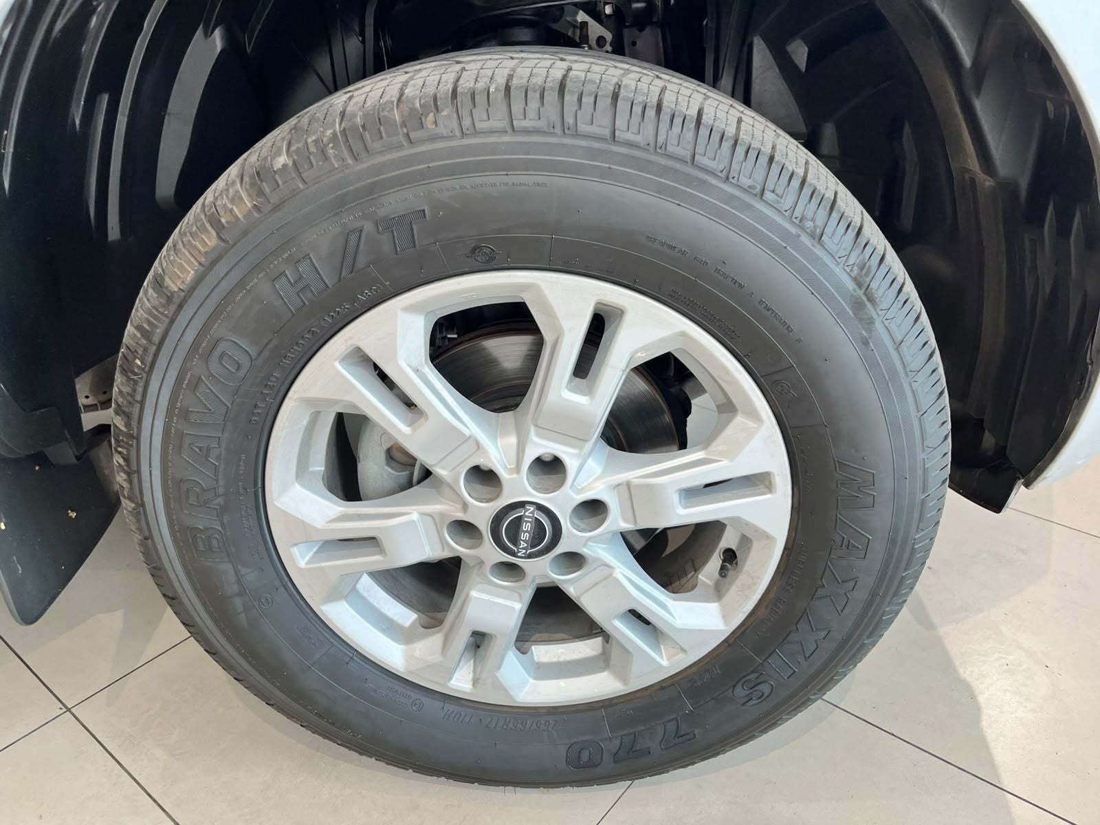 2025 Nissan Frontier 2.5 LE Mt
