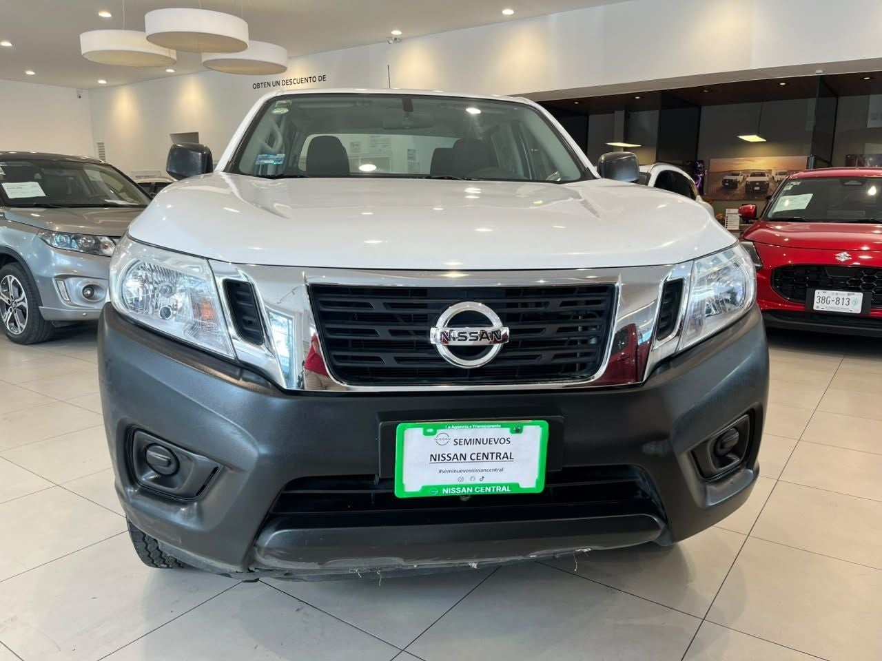 2017 Nissan NP300 2.4 Doble Cabina Se Aa Pack Seg Mt