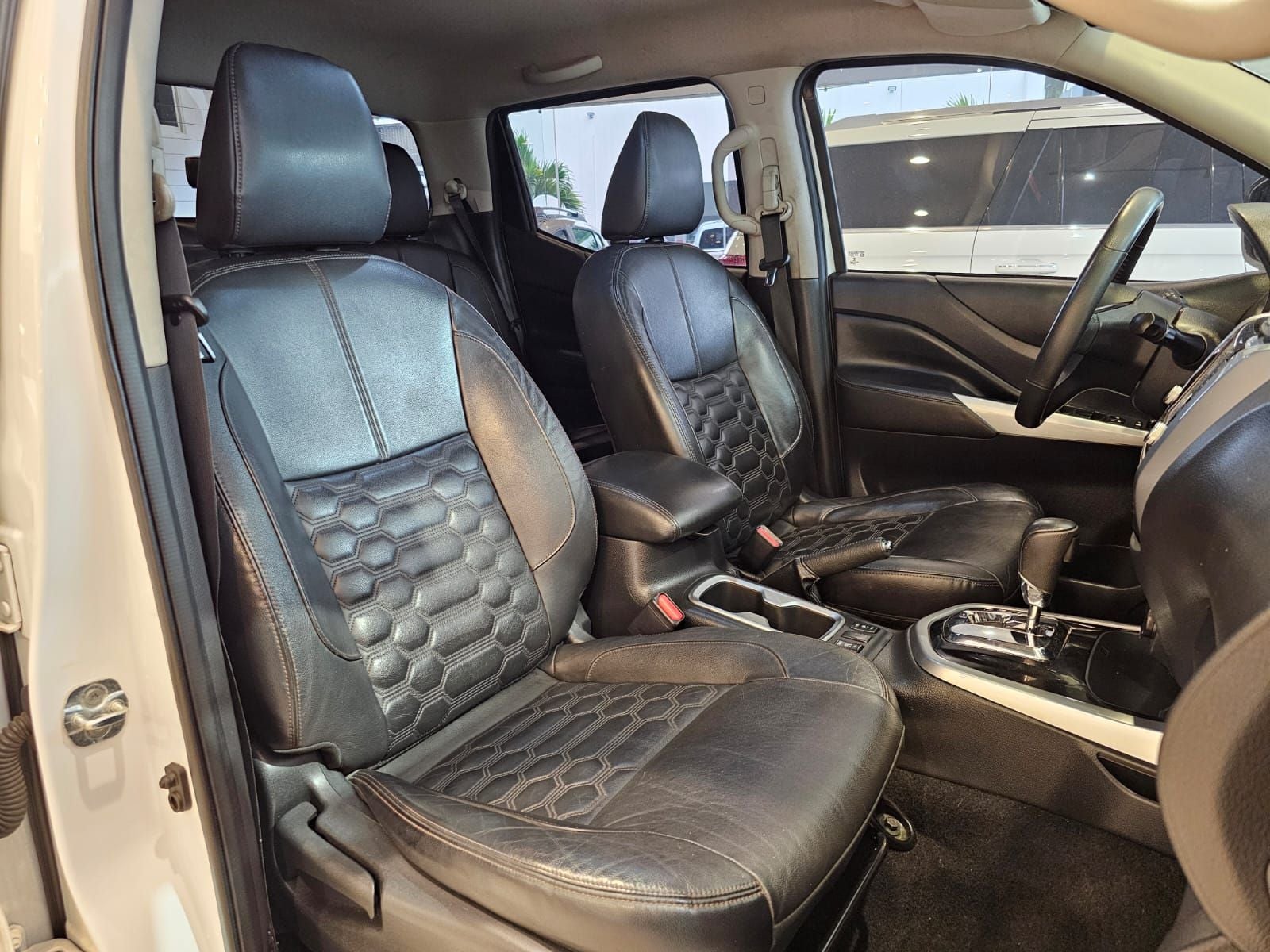 2021 Nissan Frontier 2.5 Le Platinum At