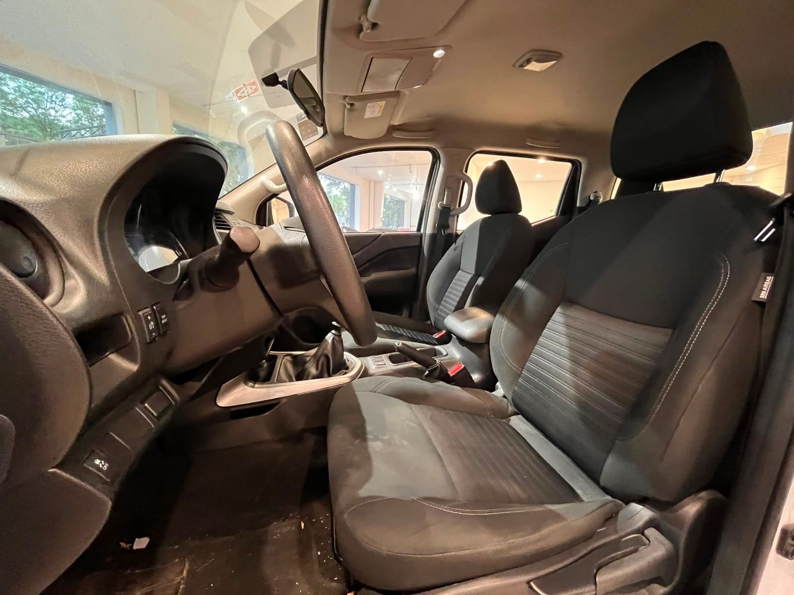 2023 Nissan Frontier 2.5 Xe Mt