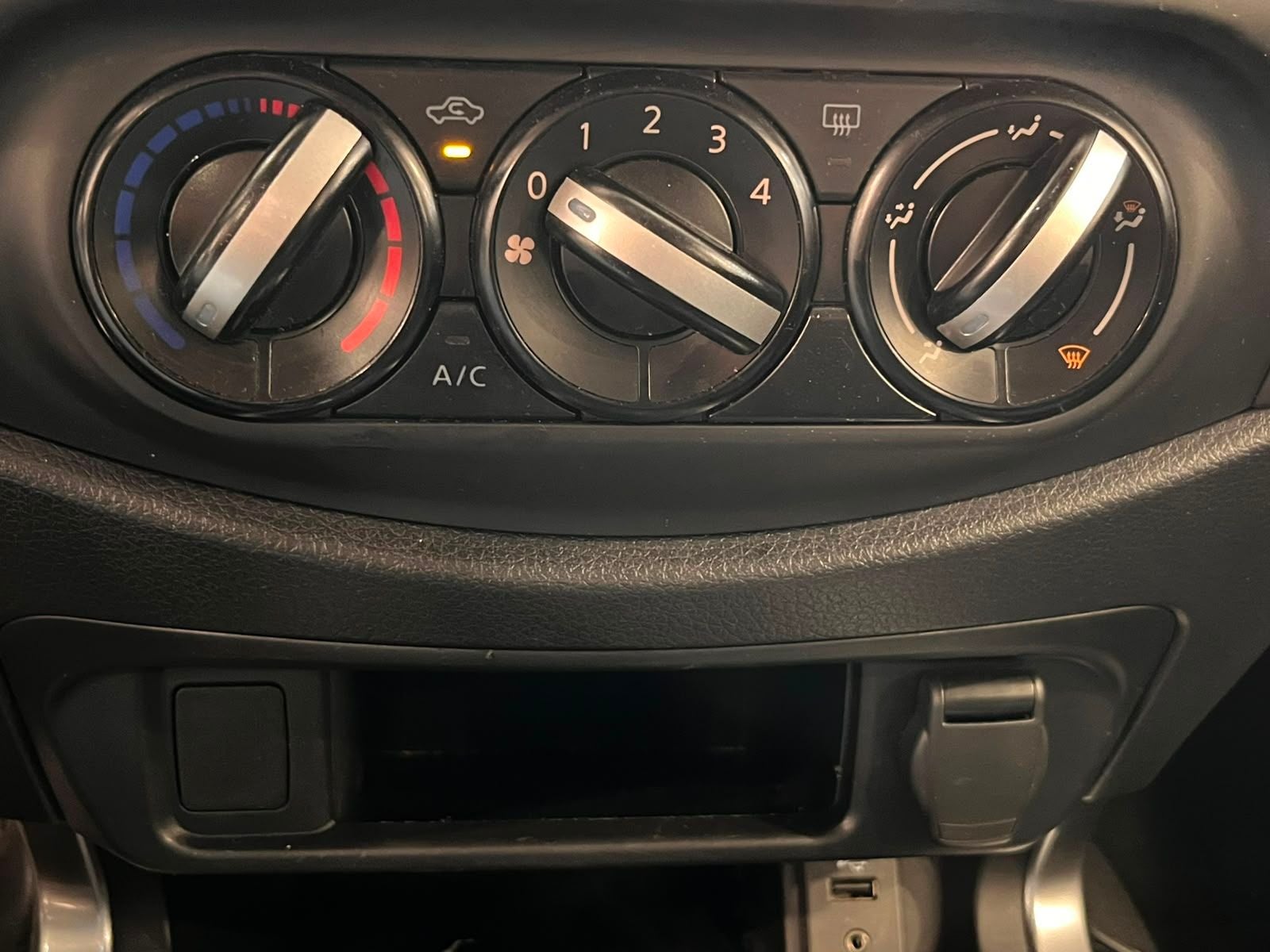 2023 Nissan Frontier 2.5 Xe Mt