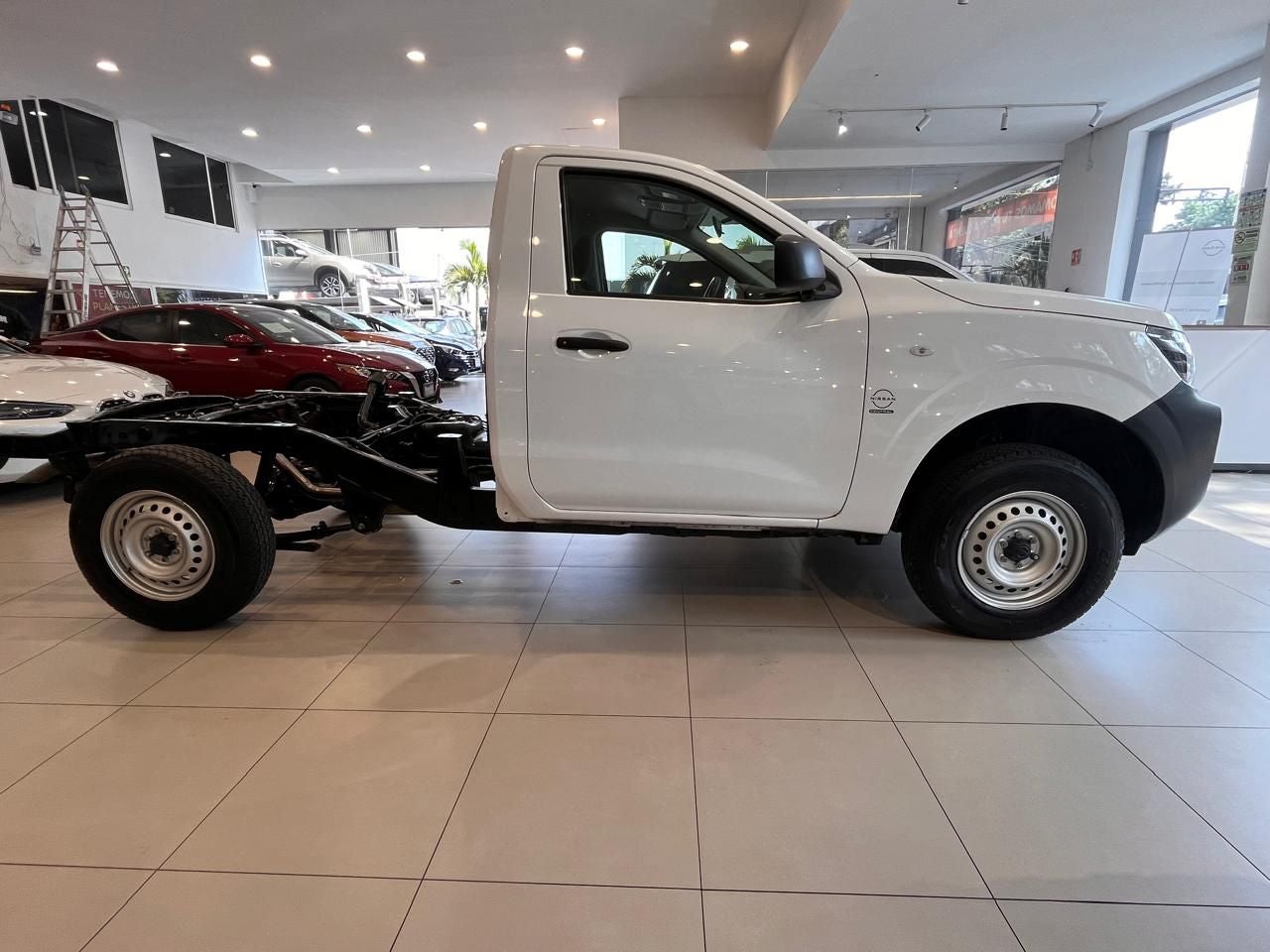 2023 Nissan NP300 2.5 Chasis AC Mt